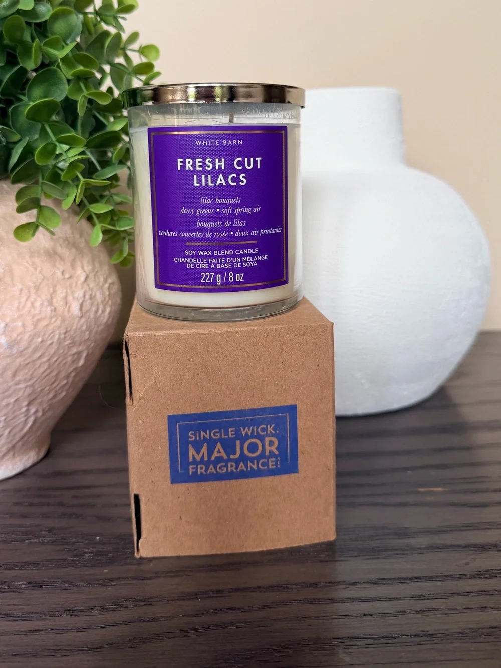 BATH & BODY WORKS ‘Fresh Cut Lilacs’ Single Wick Candle 🪻 - Picture 3 of 6